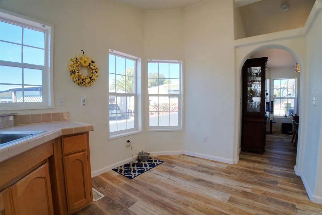 https://cdn.realtyfeed.com/cdn/127/306505458/82945475ebc1c481710170f97730a6e3.webp