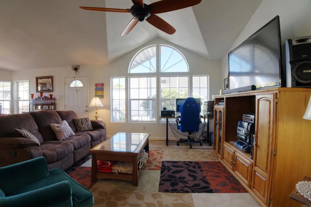 https://cdn.realtyfeed.com/cdn/127/306505458/bf3daa198801b55c029e3e2eed909f25.webp