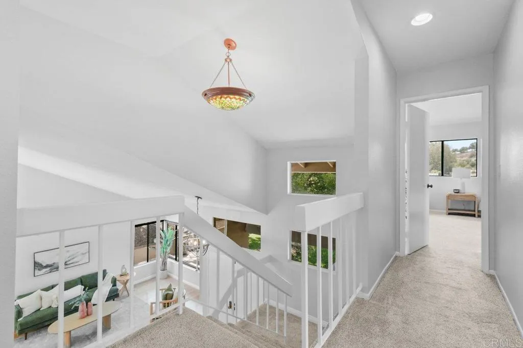 https://cdn.realtyfeed.com/cdn/127/306505536/0b62facaccc11f807f97f024e299660e.webp