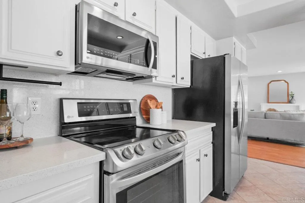 https://cdn.realtyfeed.com/cdn/127/306505536/44ae89a28b1f4a1f2353d5e617f62bd3.webp