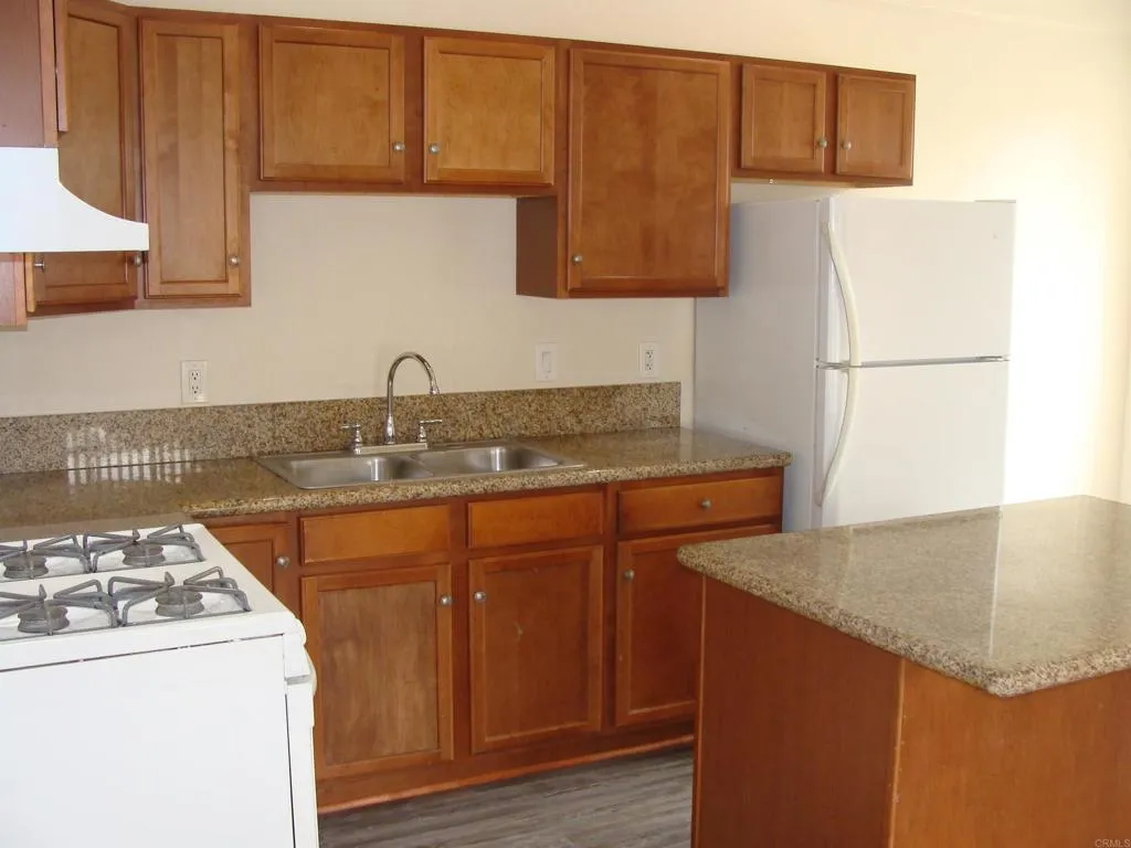 Photo #9: PTP2505766 Listing: Photo #9