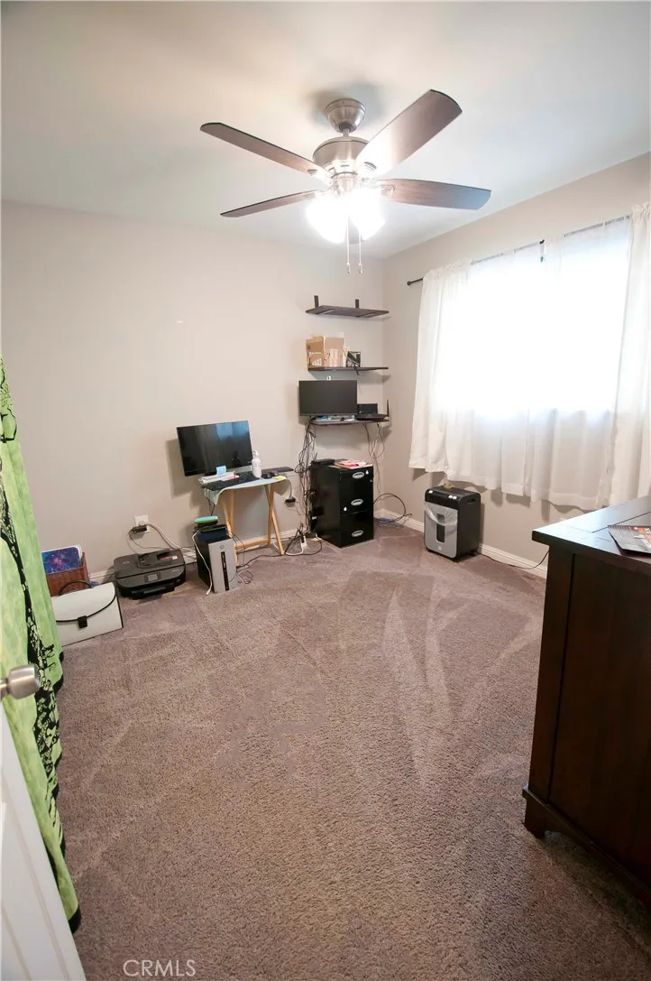 https://cdn.realtyfeed.com/cdn/127/306505598/88a3cca42a9a8460e8241ffa0b930ff6.webp