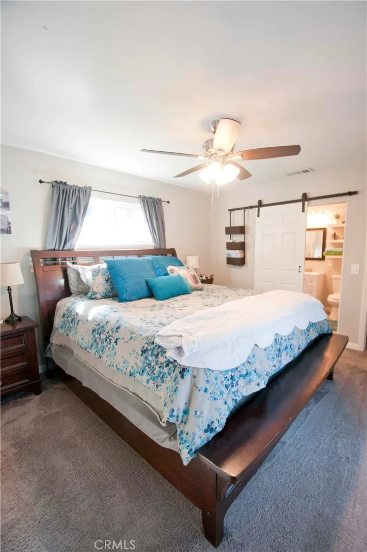 https://cdn.realtyfeed.com/cdn/127/306505598/d117a701f16c04b865bca3076de61407.webp