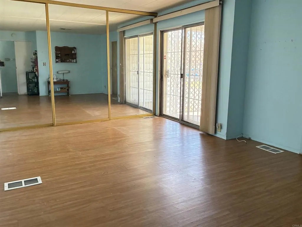 https://cdn.realtyfeed.com/cdn/127/306505713/13772c490515c00167c192e1b12b7524.webp