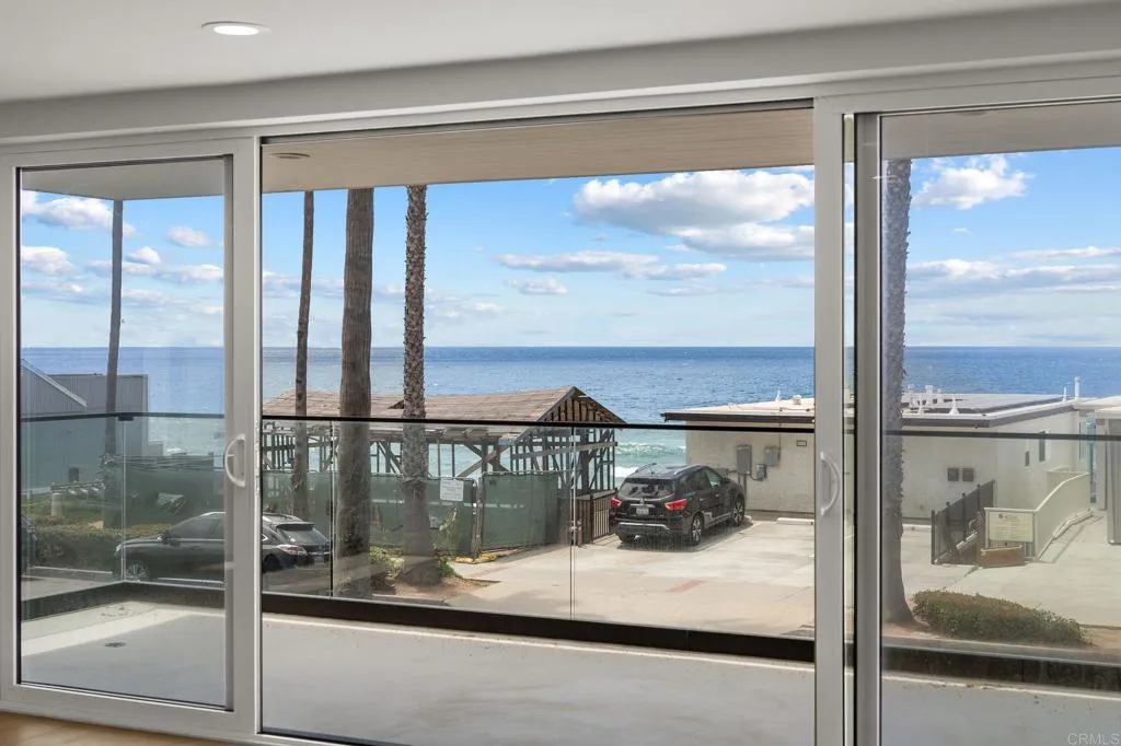 https://cdn.realtyfeed.com/cdn/127/306505724/75c994f551a9c3f241cb09007c7d3caf.webp