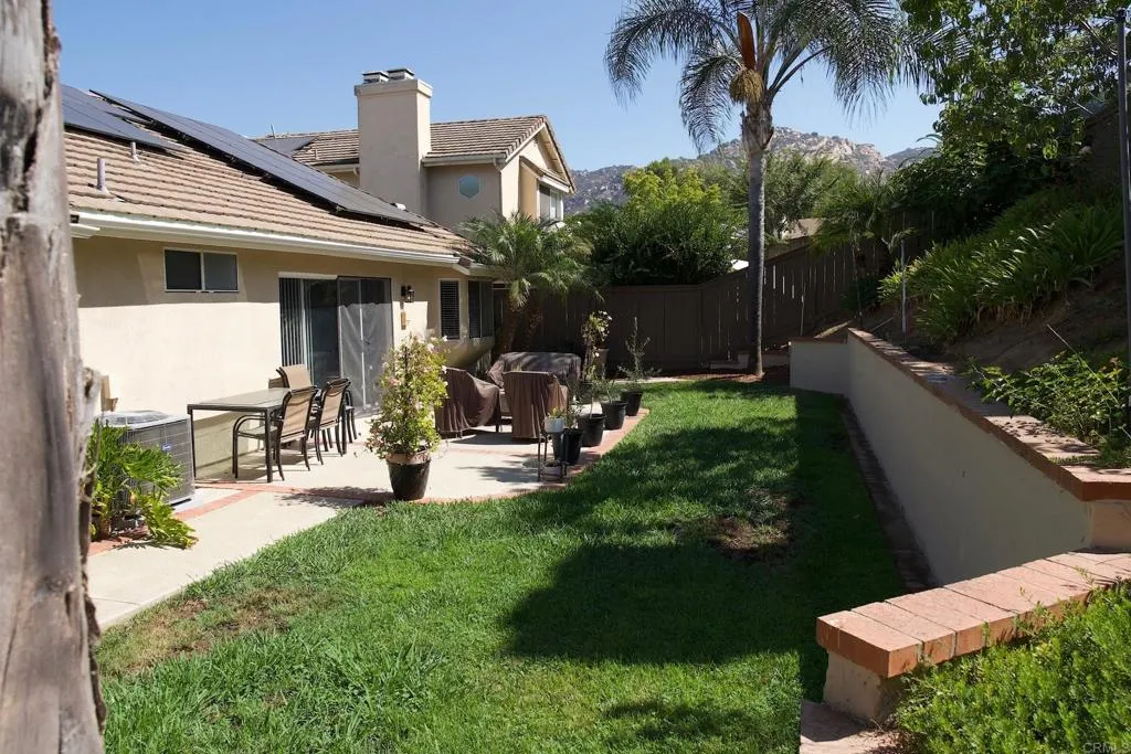 https://cdn.realtyfeed.com/cdn/127/306505738/d2470f8bbbe7741768bc16d507af628b.webp