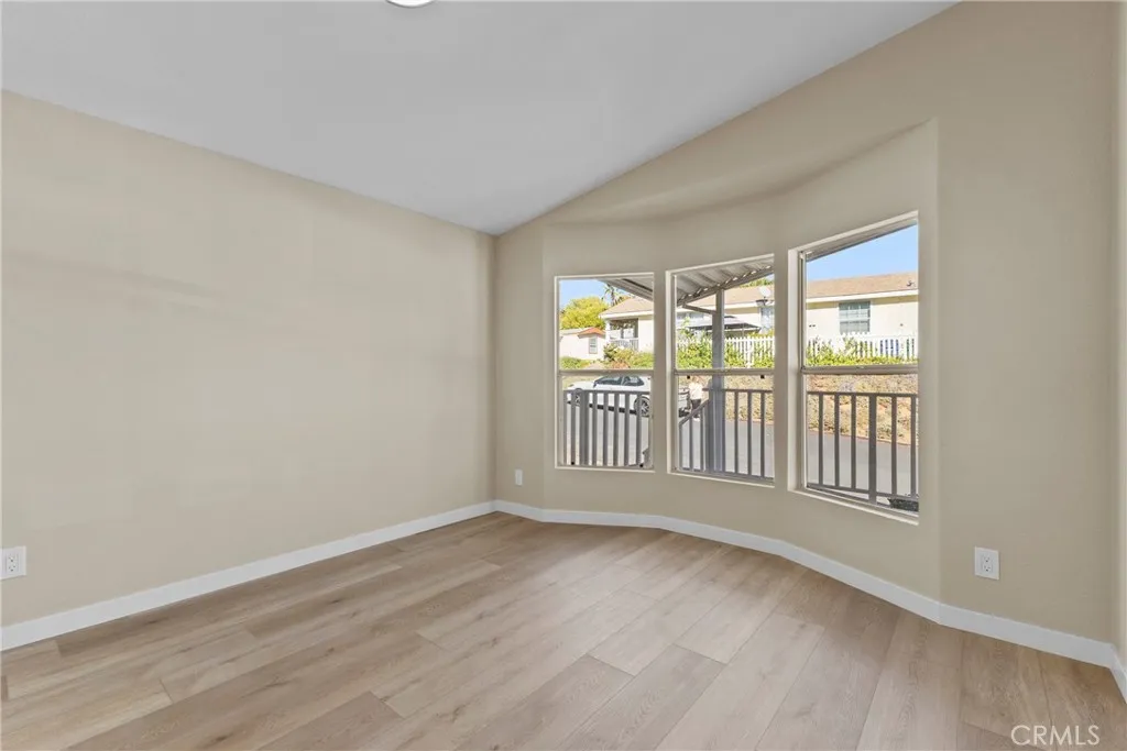 https://cdn.realtyfeed.com/cdn/127/306505777/41d0aecd89146022d50c731bcdcaf887.webp