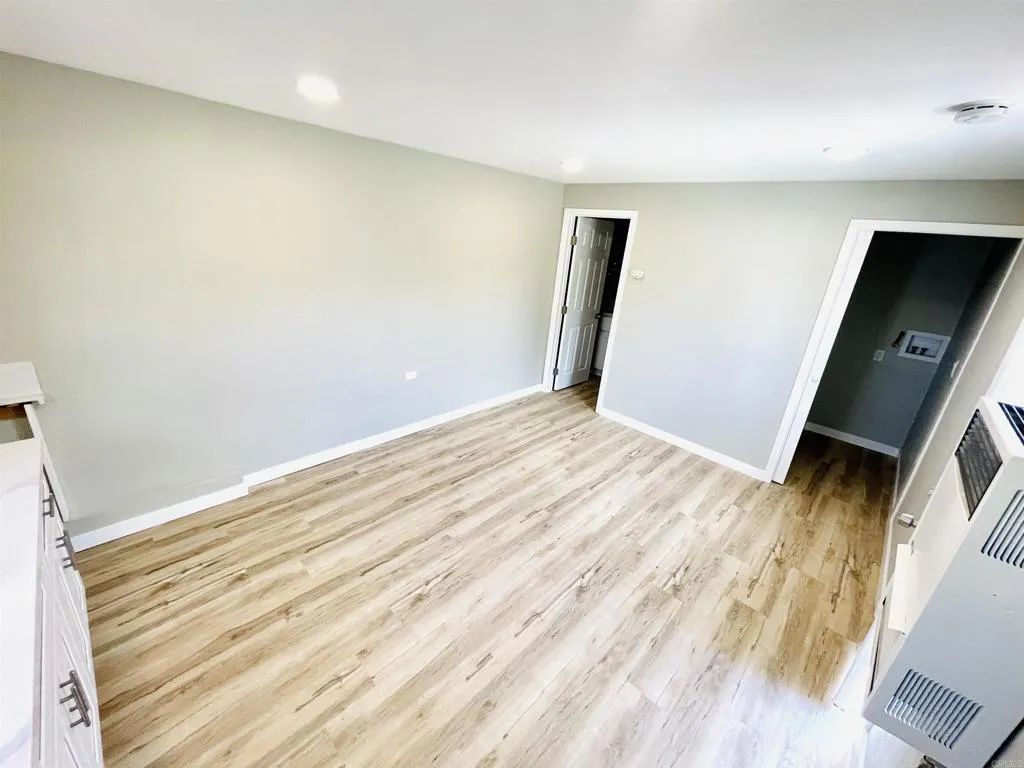 Photo #17: PTP2505775 Listing: Photo #17