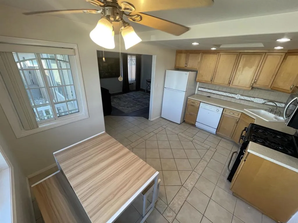 Photo #5: PTP2505775 Listing 