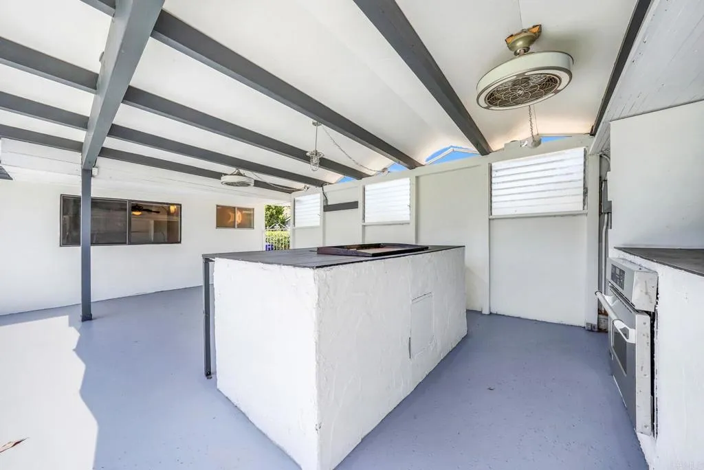 https://cdn.realtyfeed.com/cdn/127/306505873/8089a8ed39ec154d05c30d834eca0f78.webp