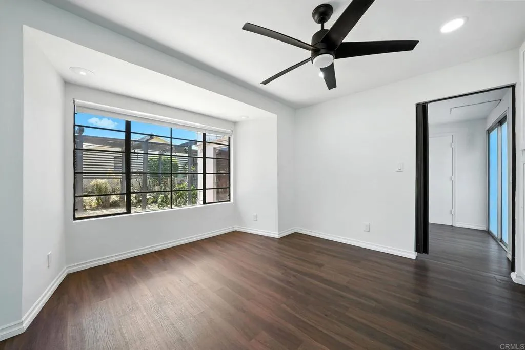 https://cdn.realtyfeed.com/cdn/127/306505873/f6ea9bf048bcc7c9c0ef7c1cf908db45.webp