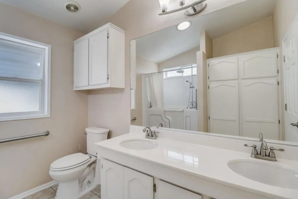 https://cdn.realtyfeed.com/cdn/127/306506008/02acd99f65ff72bca59359b62b621f10.webp
