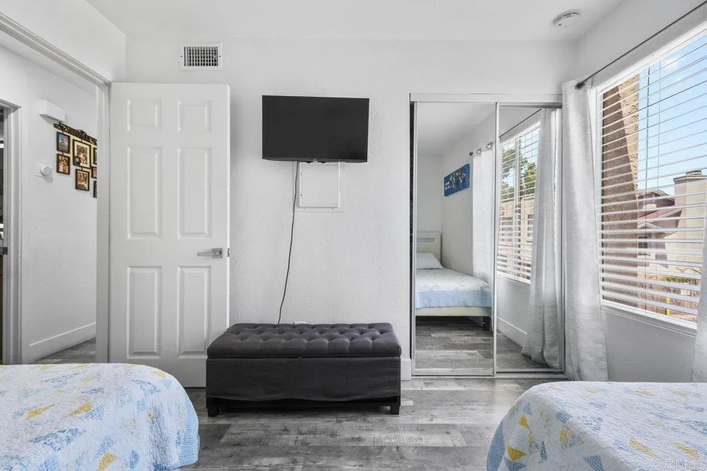 Photo #8: PTP2505784 Listing: Photo #8
