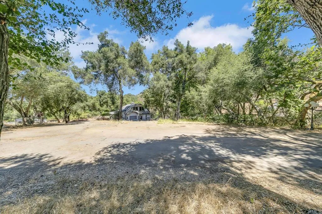 https://cdn.realtyfeed.com/cdn/127/306506072/622977985595dfc0fd2a7b0f6cd3a08f.webp