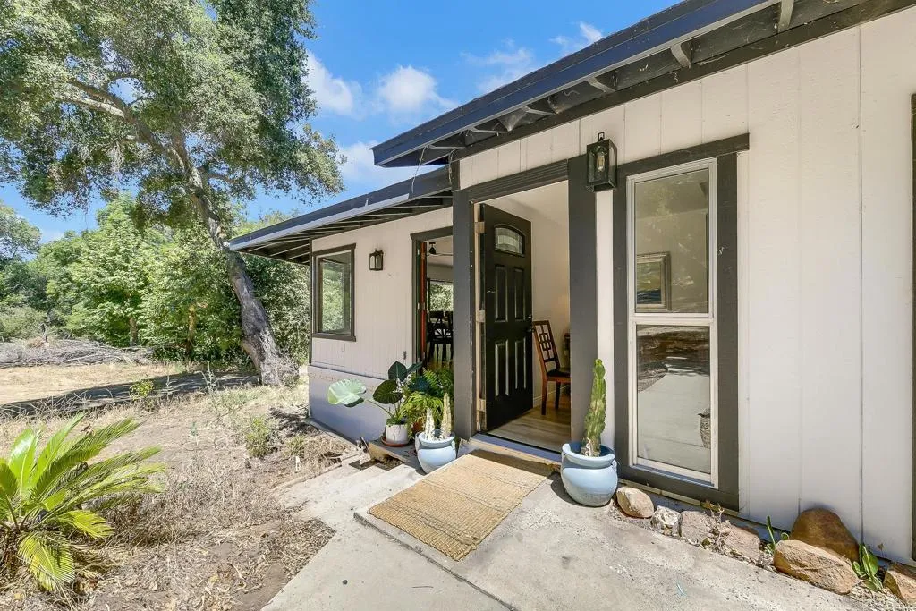 https://cdn.realtyfeed.com/cdn/127/306506072/6909d6655cf83e3f4f63765eb8c25a24.webp