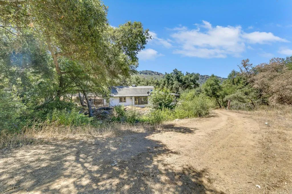 https://cdn.realtyfeed.com/cdn/127/306506072/8163f74a22f4a069385ecb15bd8e1a89.webp
