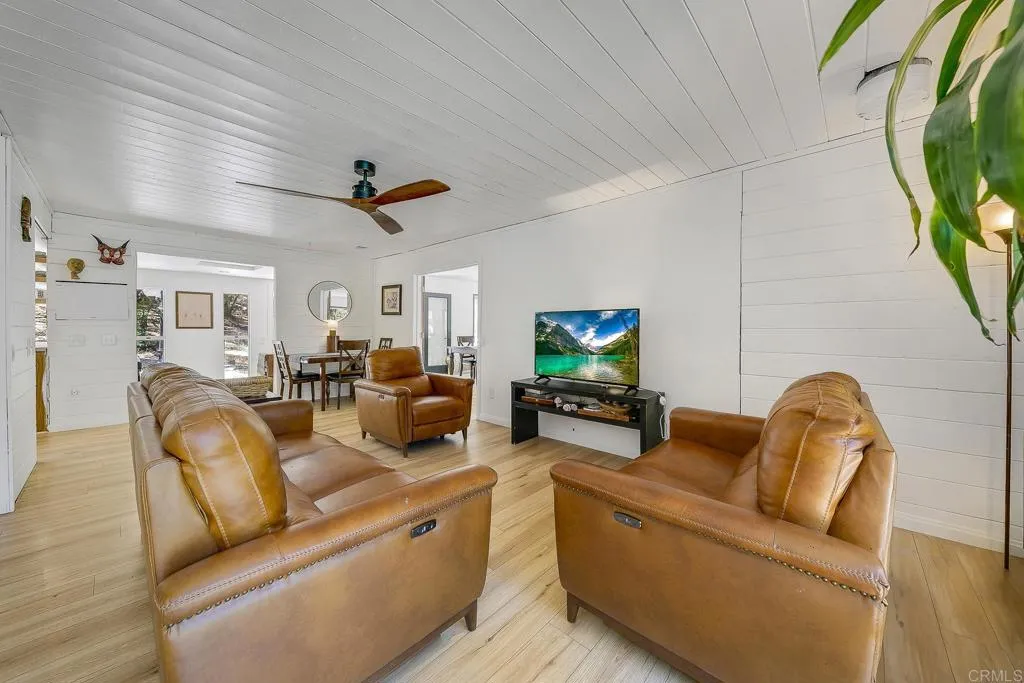 https://cdn.realtyfeed.com/cdn/127/306506072/bc70c65ad983e0253cc5d2ce17b6c747.webp