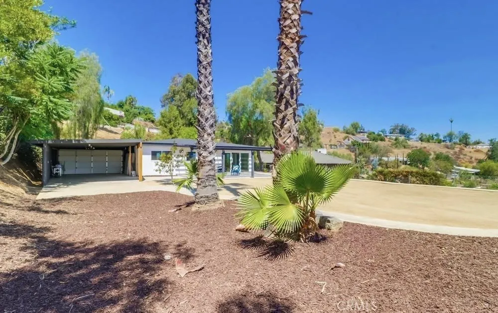 https://cdn.realtyfeed.com/cdn/127/306506270/387f629136866140b0a88b8872465b93.webp