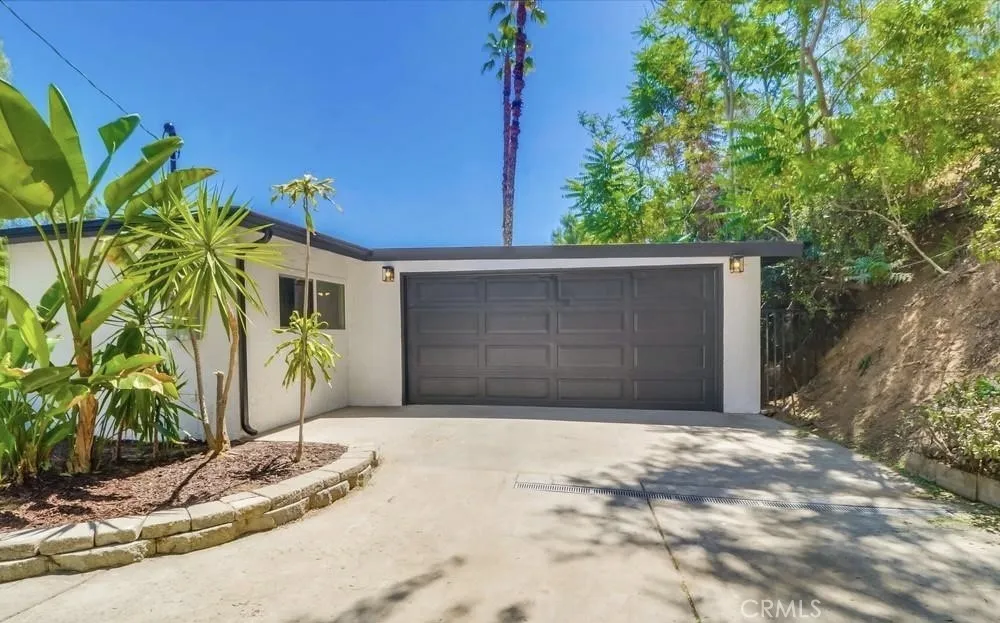 https://cdn.realtyfeed.com/cdn/127/306506270/4957613734358c55dc40b5388f616fdb.webp