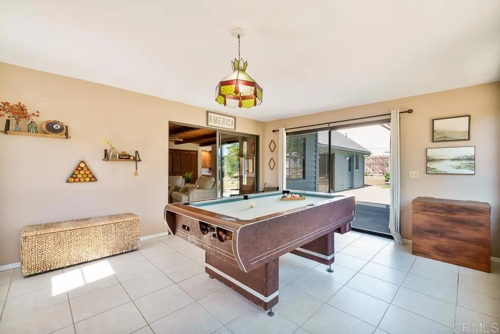https://cdn.realtyfeed.com/cdn/127/306506331/55ad2516f0a32eb5ecd09009b5a23fb0.webp