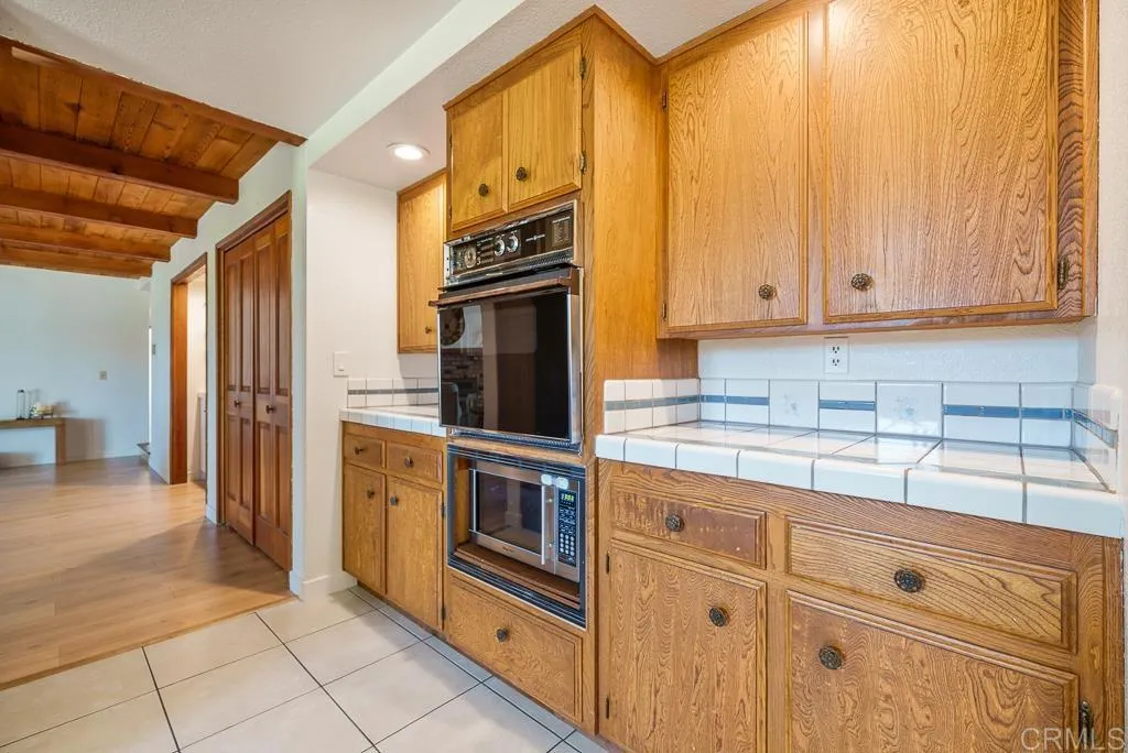 https://cdn.realtyfeed.com/cdn/127/306506331/9c8b4ea45a09f71c898eb19e4193ac8d.webp