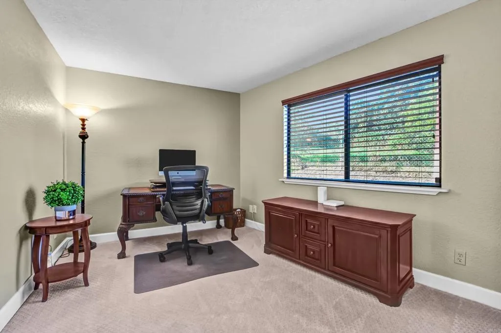 https://cdn.realtyfeed.com/cdn/127/306506336/3d642dcd9bab3f492f659578a82c37ce.webp