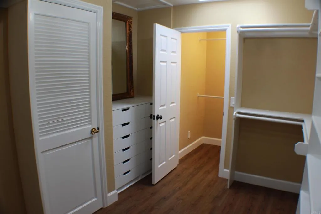 https://cdn.realtyfeed.com/cdn/127/306506336/e13e4302a72e44f93cf0a0b567500176.webp