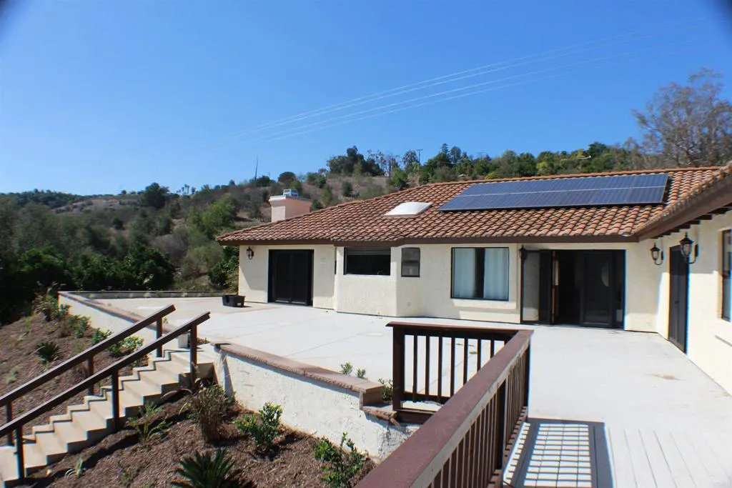 https://cdn.realtyfeed.com/cdn/127/306506336/e6518d7718532965f4a9a139fcfba044.webp