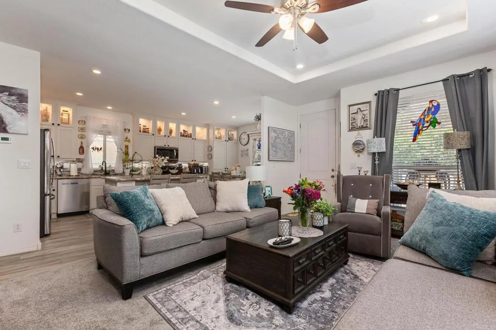 https://cdn.realtyfeed.com/cdn/127/306506388/0a7979922de5e8c1d5e4eb4c197e8a02.webp