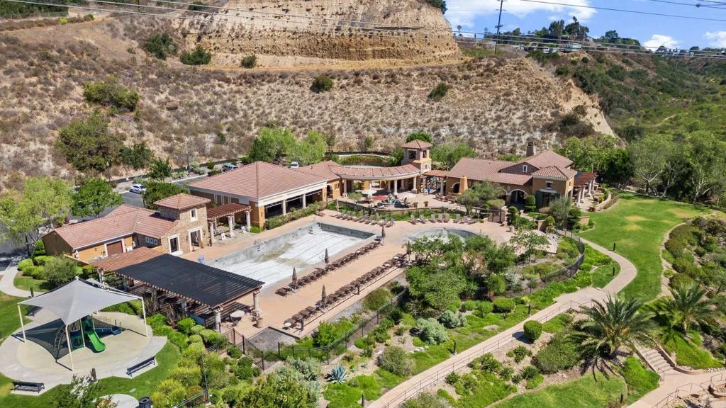 Photo #39: PTP2505792 Listing: Photo #39