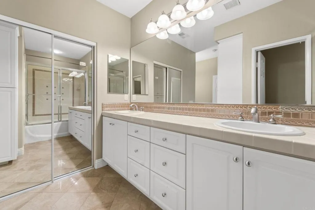 Photo #20: PTP2505792 Listing: Photo #20