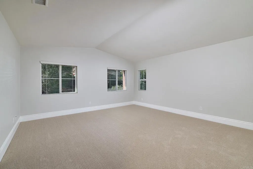 https://cdn.realtyfeed.com/cdn/127/306506480/a0e3134996a858482694b5eea803af28.webp
