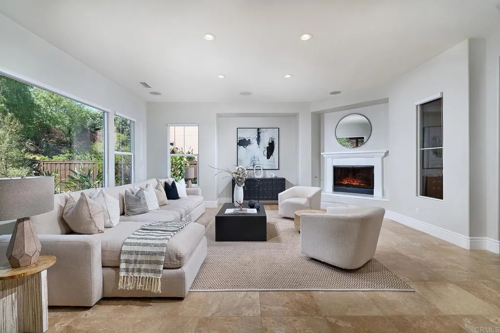 https://cdn.realtyfeed.com/cdn/127/306506480/c97f8852446d47117a8cae83af49c040.webp