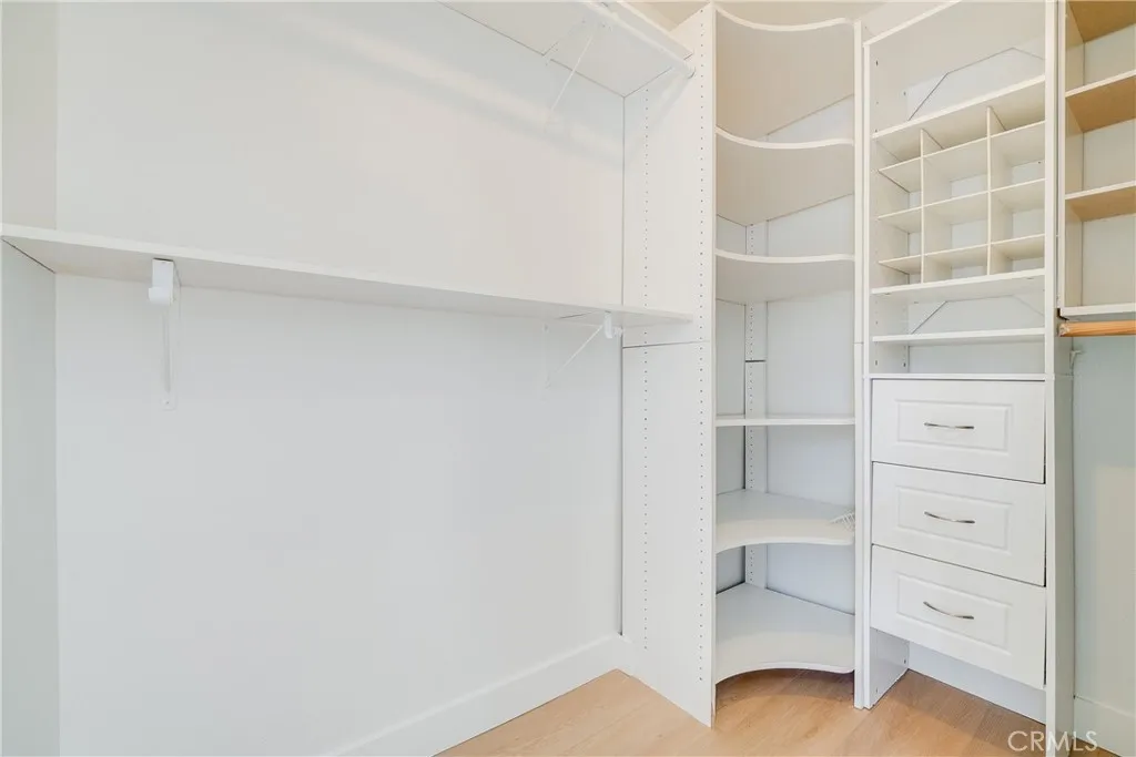 https://cdn.realtyfeed.com/cdn/127/306506672/0d221a9ae21fe490501723fdfcf64820.webp
