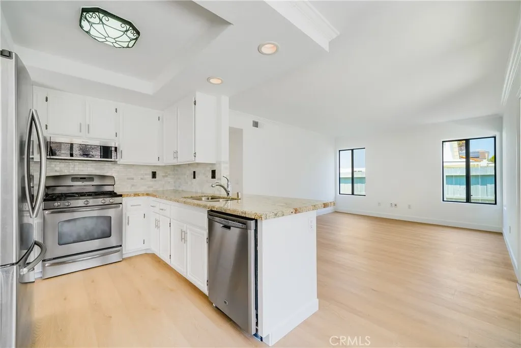 https://cdn.realtyfeed.com/cdn/127/306506672/21db79a5a230b61199a5bcddddcd932f.webp