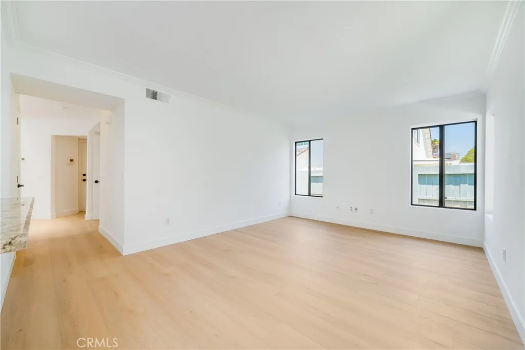 https://cdn.realtyfeed.com/cdn/127/306506672/539d02f6bdec5e76e034ab1ec101203d.webp