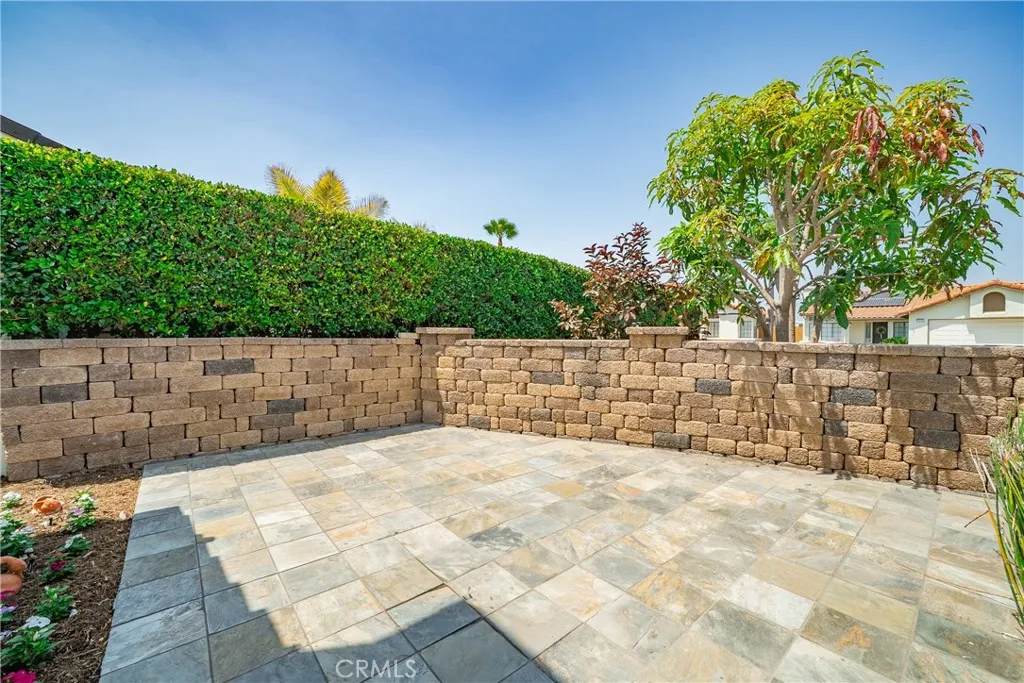 https://cdn.realtyfeed.com/cdn/127/306506672/cb6b558334d9a6ac18847f2db65aab7f.webp