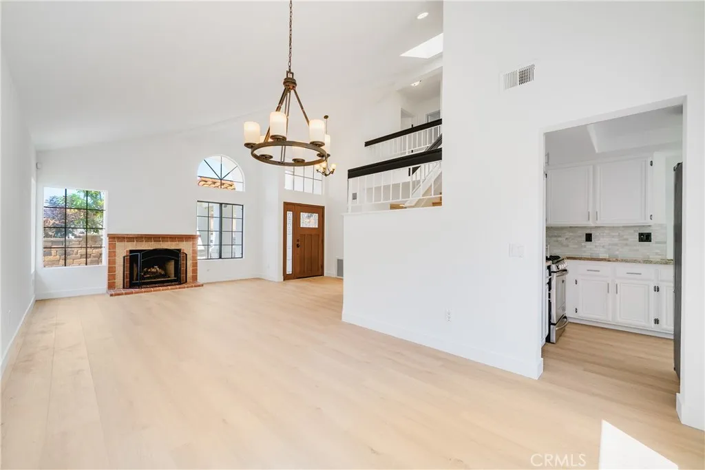 https://cdn.realtyfeed.com/cdn/127/306506672/e09633569c09fcb45ae7e417adf50807.webp