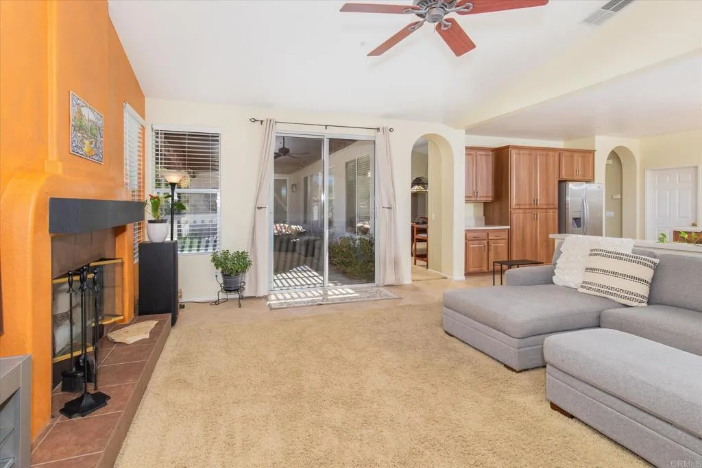 https://cdn.realtyfeed.com/cdn/127/306506688/1aa9e56412f17093a2490d2bb86b1dbb.webp
