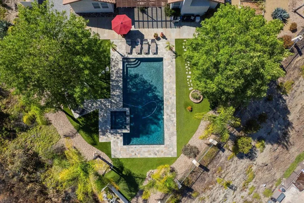 https://cdn.realtyfeed.com/cdn/127/306506688/82c46bca2806fd0c97597f1a3c1e05dd.webp