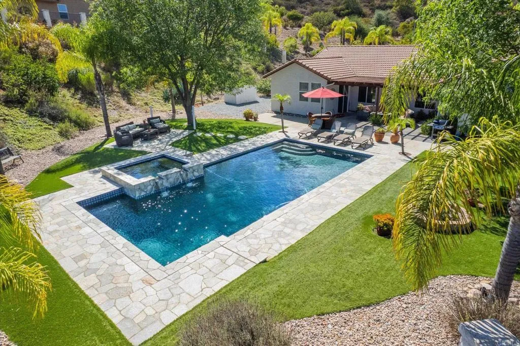 https://cdn.realtyfeed.com/cdn/127/306506688/e4f7d3a2e2e32a2cc86111c8daed6a9a.webp