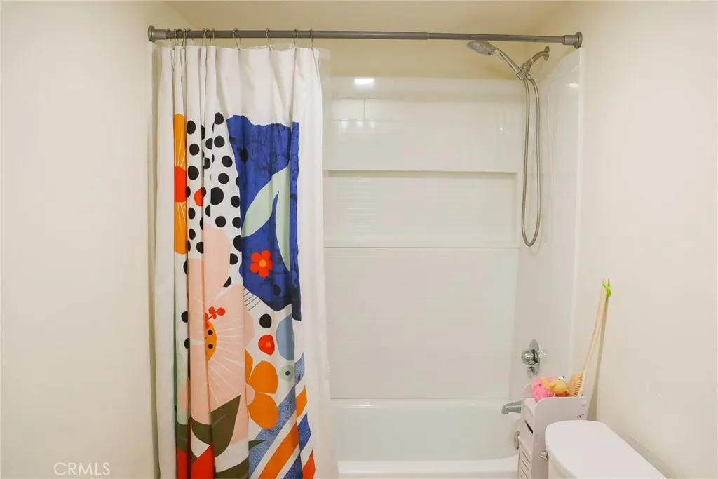 Photo #12: SW25172159 Listing: Photo #12
