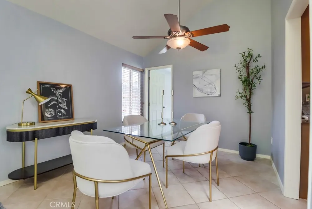 https://cdn.realtyfeed.com/cdn/127/306506771/49c8f5d4bf81609c98c68a784086b7c4.webp