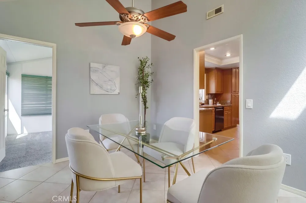 https://cdn.realtyfeed.com/cdn/127/306506771/a5a557ab52f2a7a78b9eeb4574445ece.webp