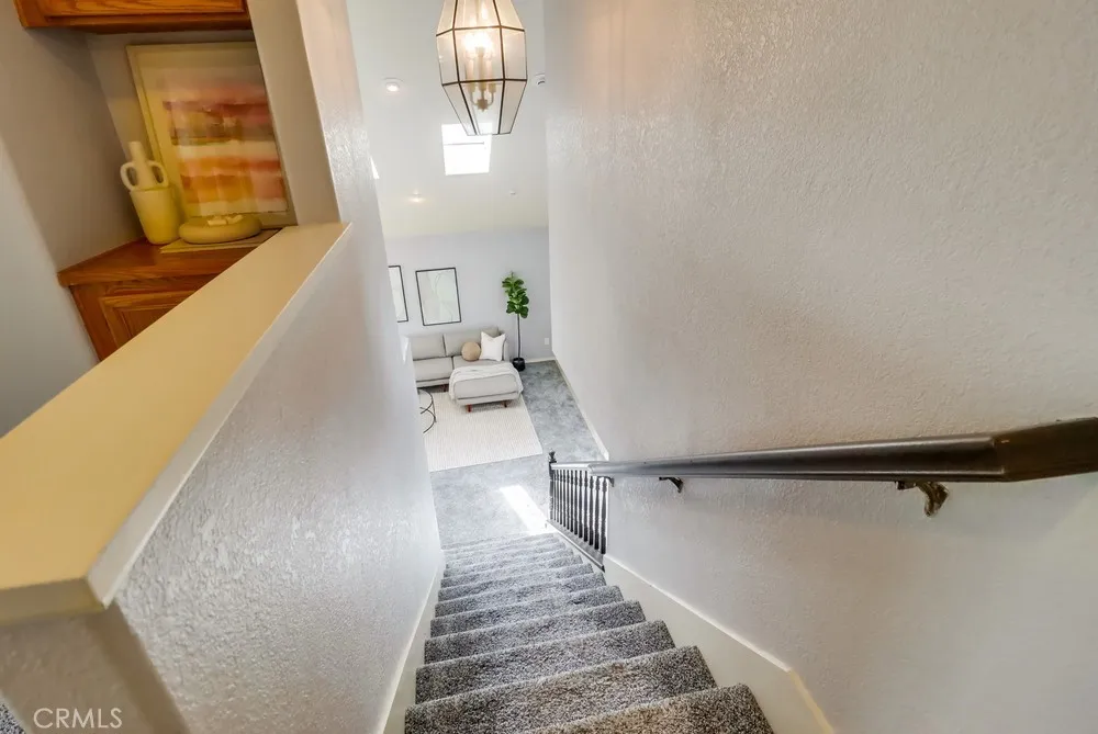 https://cdn.realtyfeed.com/cdn/127/306506771/d217a64a10c0606968119f1dbb926853.webp