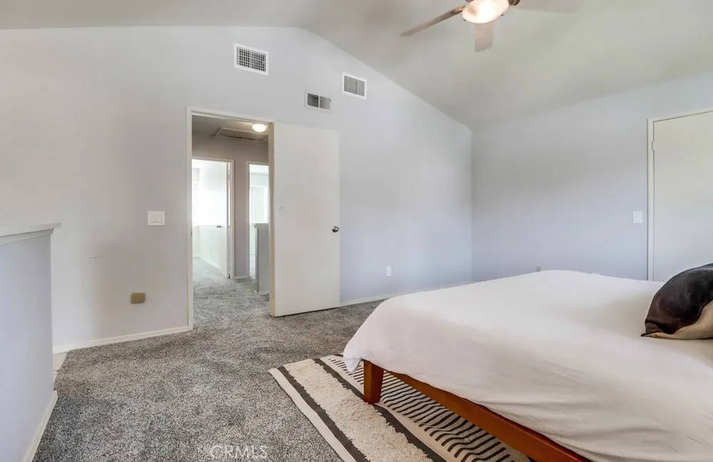 https://cdn.realtyfeed.com/cdn/127/306506771/df2a3cde72617c10e6cf2b7e1bc57b6a.webp