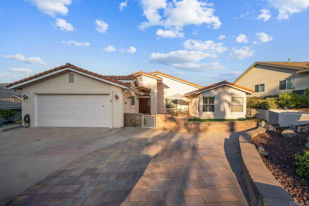 https://cdn.realtyfeed.com/cdn/127/306506849/cc43f0374d3fdb1d766f3a60af1063c0.webp
