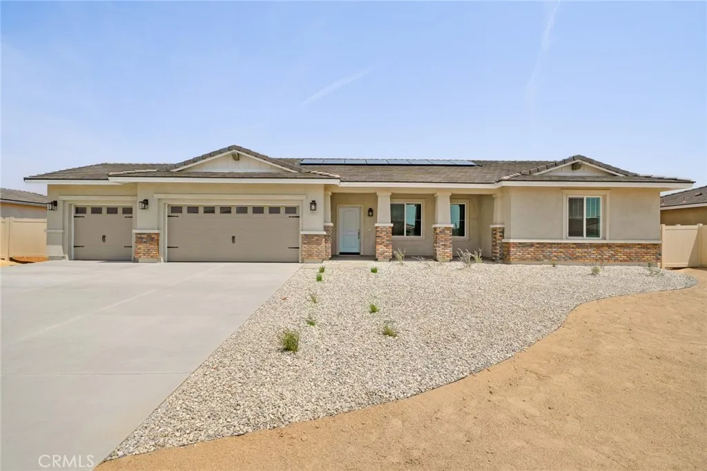 Apple Valley, CA 92307