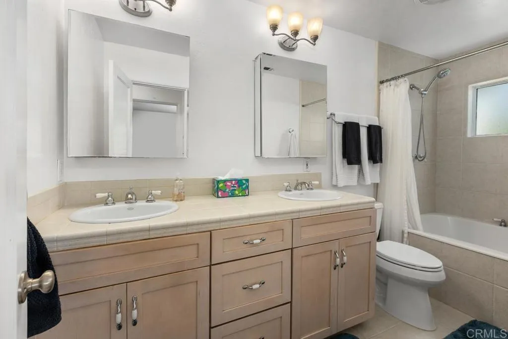 https://cdn.realtyfeed.com/cdn/127/306506911/f1e3fdb96f0982bf2e5219264cf8f0a2.webp