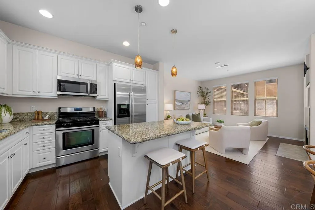 Photo #10: PTP2505810 Listing: Photo #10